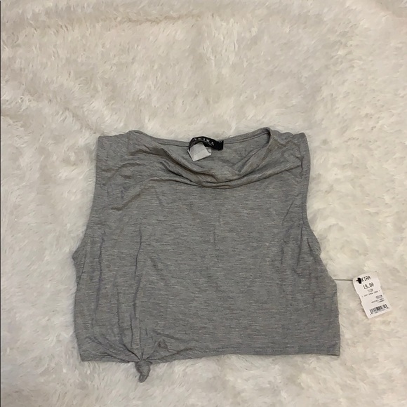 AKIRA crop top - Picture 1 of 1